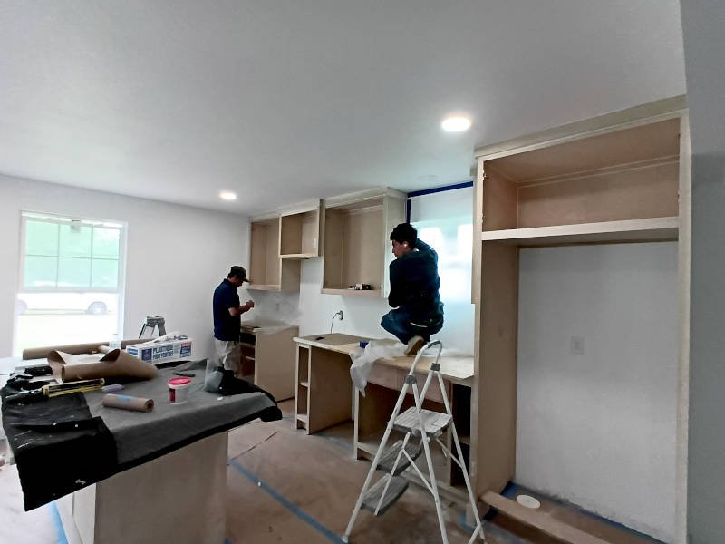 Custom Kitchen Cabinets