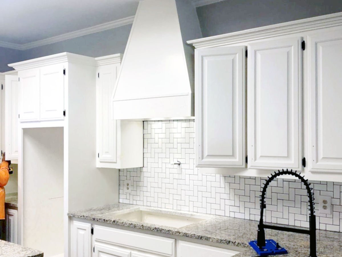 Cabinet Painting & Refinishing